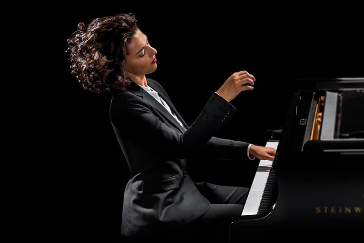 Portrait de la pianiste Khatia Buniatishvili