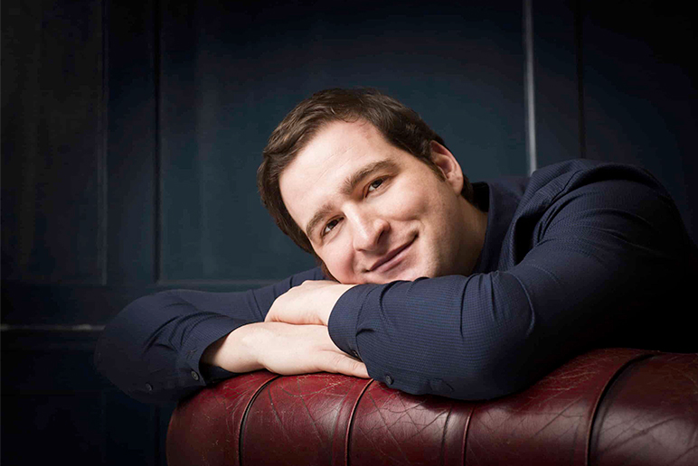 Photo de Riccardo Massi © Benjamin Ealovega