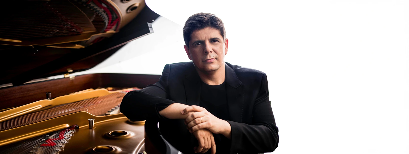 Javier Perianes © Igor Studio